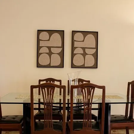 Castel House - 3 Bedrooms E 2 Bathrooms - Ac, Sleeps Up To 6